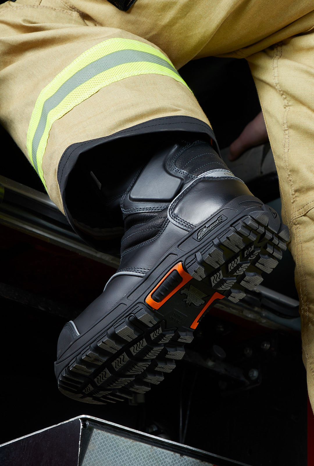 QR14™ 14″ Pull-On Leather Structural Boot | Ultimate Firefighting